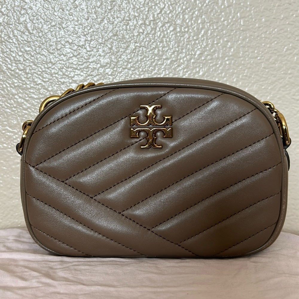 Kira Chevron Crossbody. Still in good condition, a little scratches on the sides